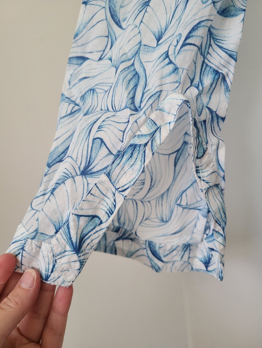 Tory Burch Stephanie Ellora Tunic Blouse In Blue And White Leaf Print - Picture 5 of 7